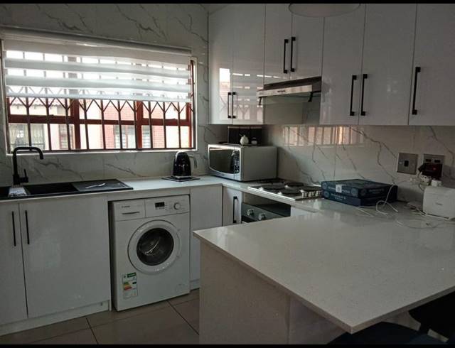 2 BEDROOM APARTMENT FOR SALE IN VORNA VALLEY